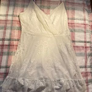 XXL white mini dress by the brand Speechless